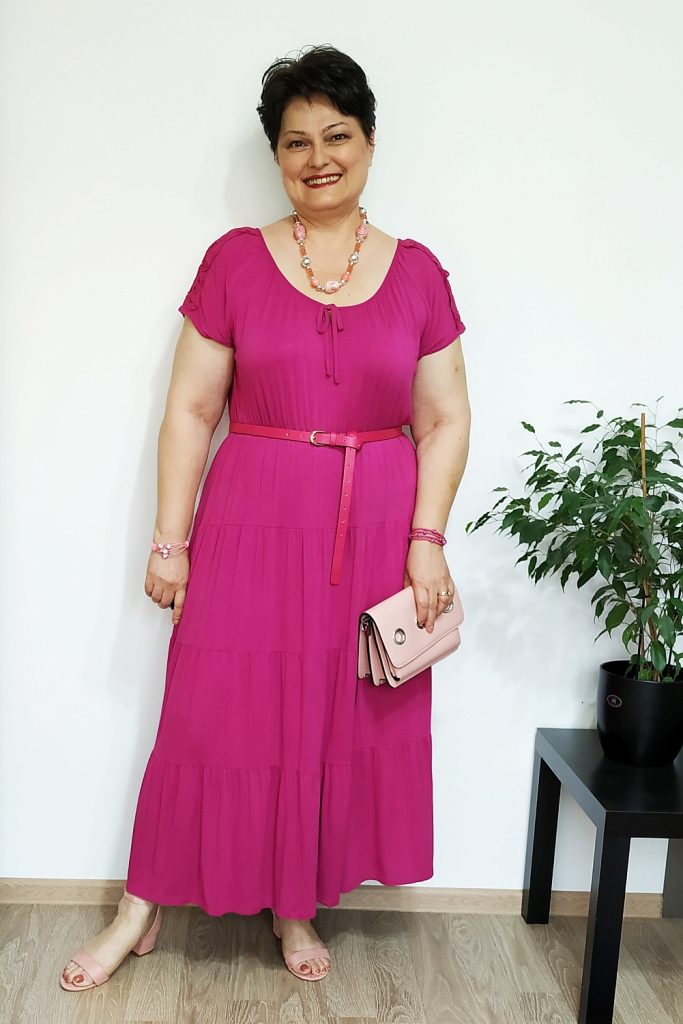 Barter please do not pink Cum să porţi rochii de vară dacă eşti plinuţă - Maxine Over 50