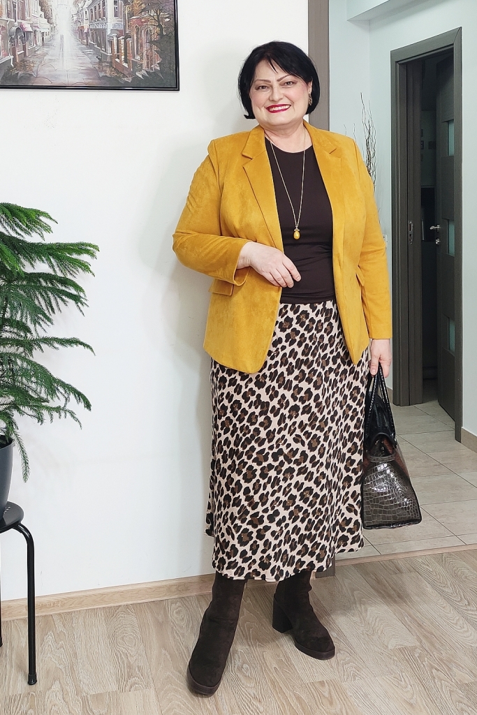 Galben şi animal print - o combinaţie modernă şi neconvenţională